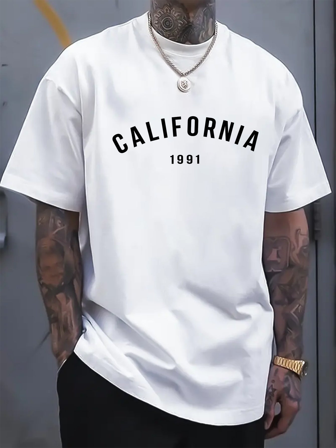 Cotton Men's Casual T-Shirt with "CALIFORNIA 1991" Unique Letter & Creative Print, Simplistic Style, Comfortable Fit for Everyday Wear