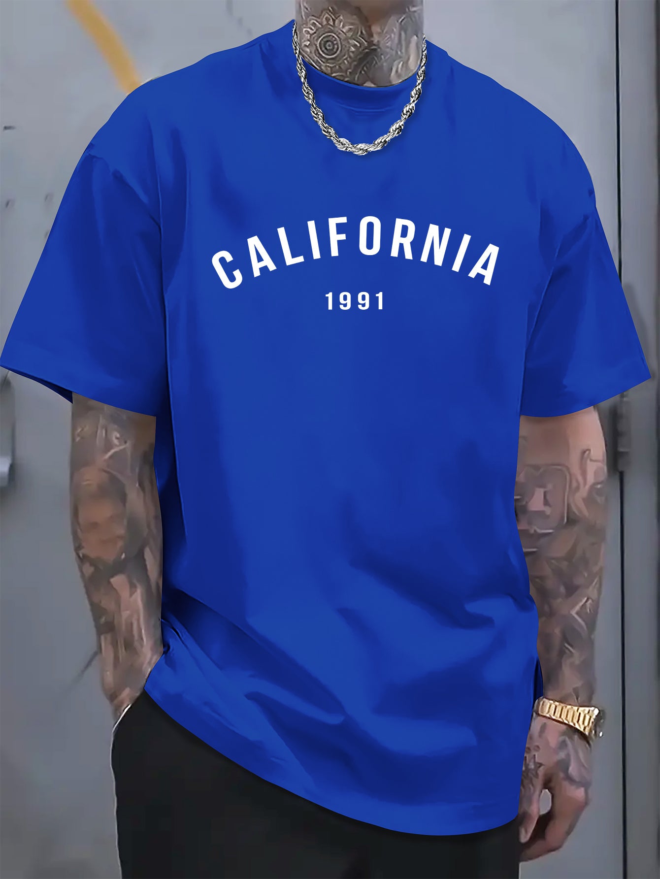 Cotton Men's Casual T-Shirt with "CALIFORNIA 1991" Unique Letter & Creative Print, Simplistic Style, Comfortable Fit for Everyday Wear