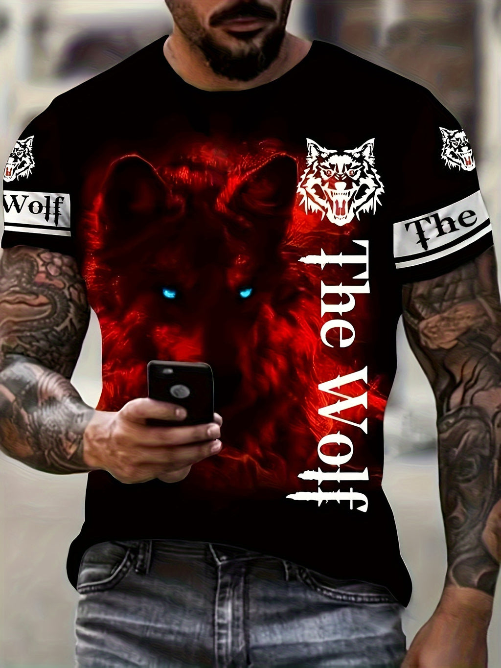 Stylish Men's T-Shirt with Striking Lion Graphic