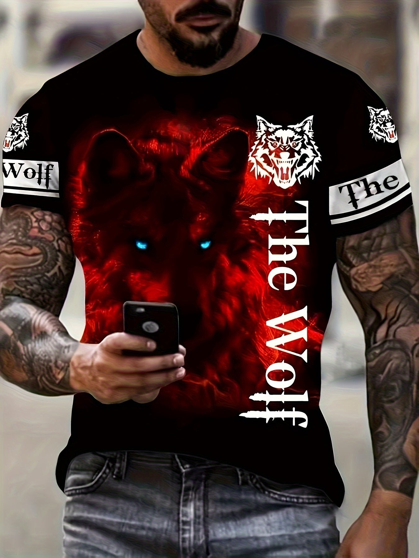 Stylish Men's T-Shirt with Striking Lion Graphic