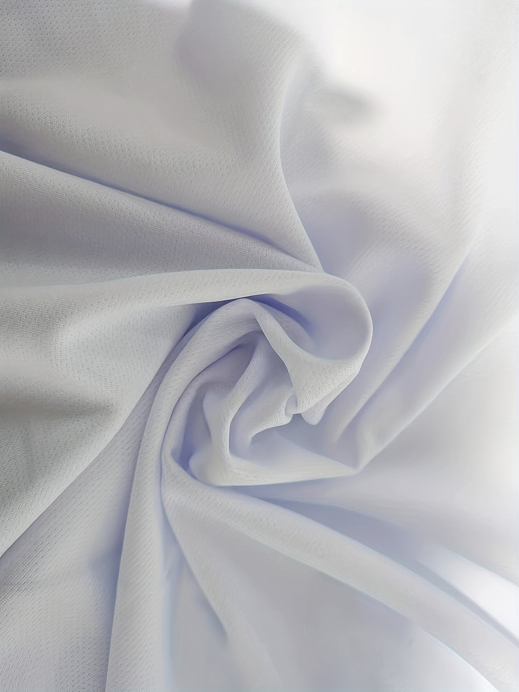 Stylish Men's T-Shirt with Striking Lion Graphic