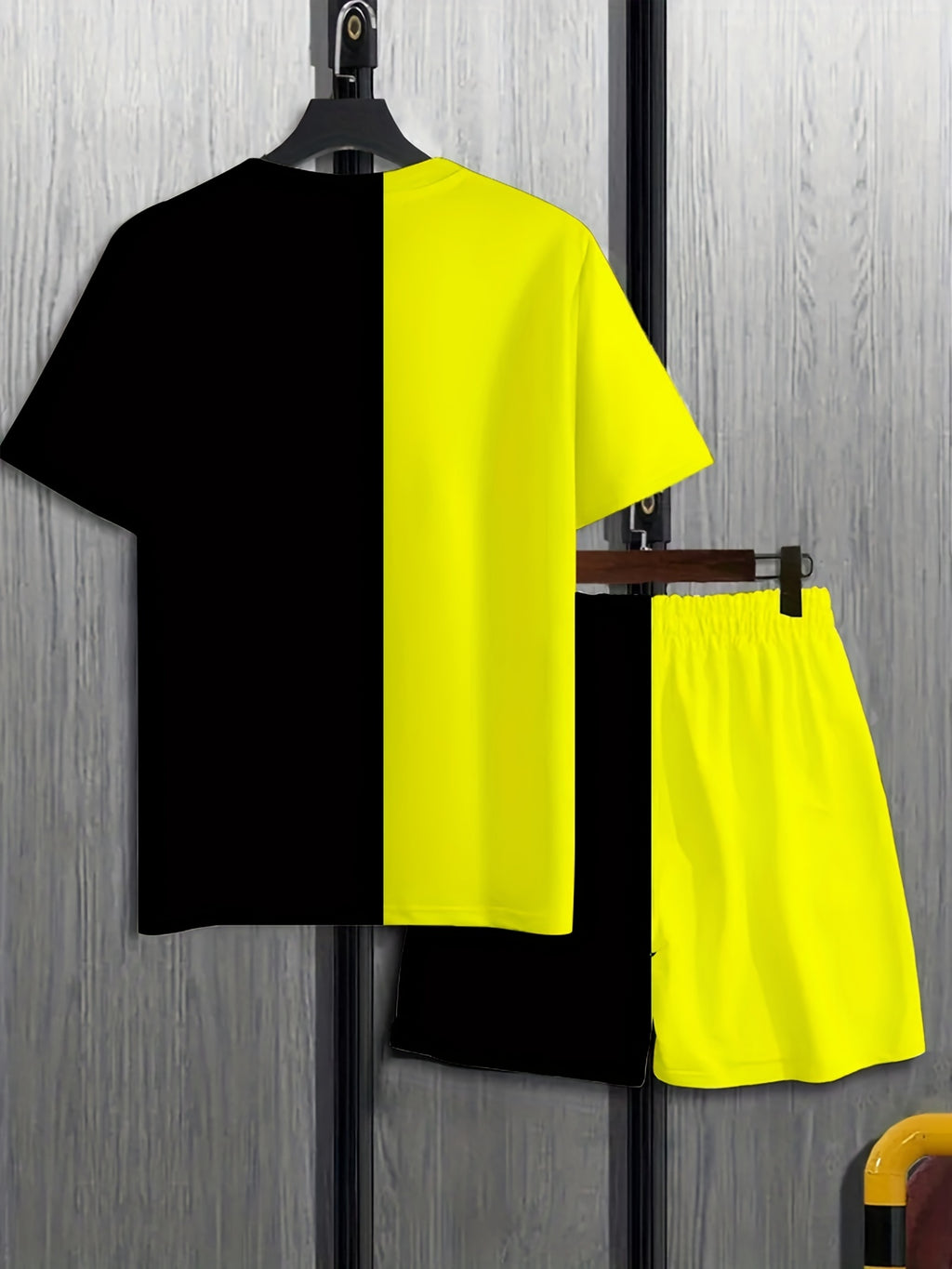 Men's Casual T-Shirt and Shorts Set